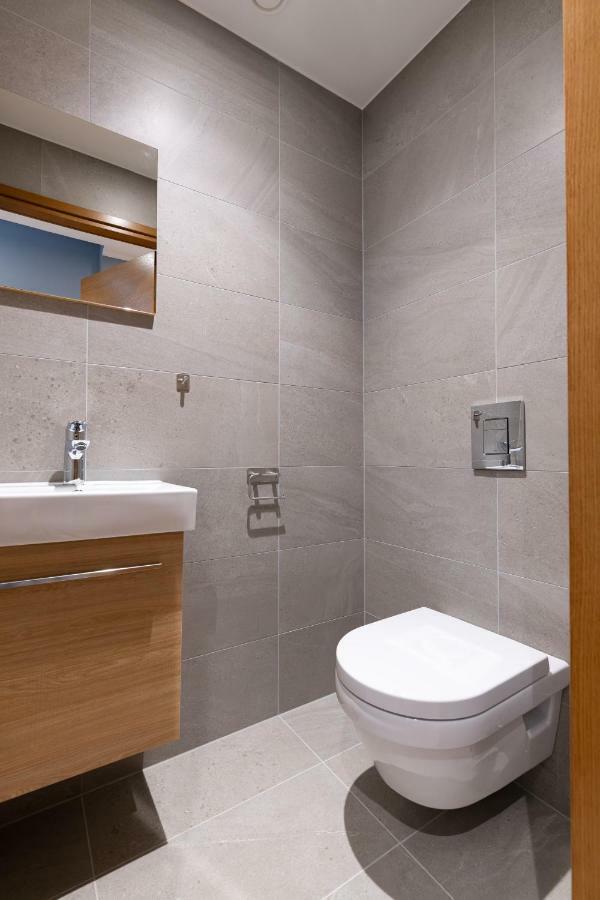 Self-Check-In 3 Bedroom Apartment With Sauna And Balconies Reval Esterno foto